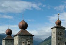 Jakie są nazwiska trzech polskich kajakarzy? Jakie są nazwiska trzech polskich kajakarzy?